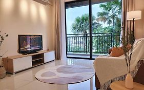 Garden View 4 Pax, 2 Br 10 Min From Ciq